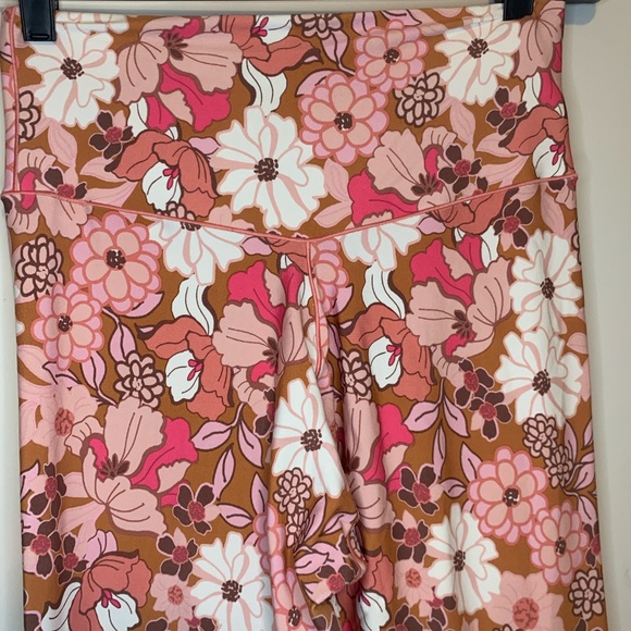 Offline by aerie floral print real me crossover leggings size small - Picture 12 of 13